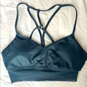 Alo Yoga Lavish Bra. Women Size Small.